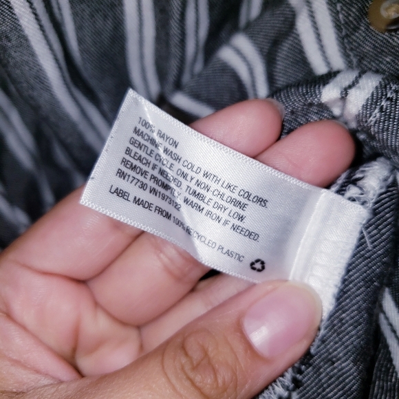 Ava & Viv Soft Striped Button Front Dress - Picture 7 of 7